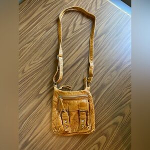 Pretty sunflower gold color crossbody. Vacation, cruise, summer, fall, school